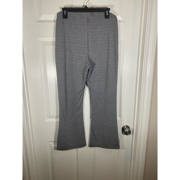 Urban Outfitters Pants - Urban outfitters Cara High waisted houndstooth kick flair pants - XL